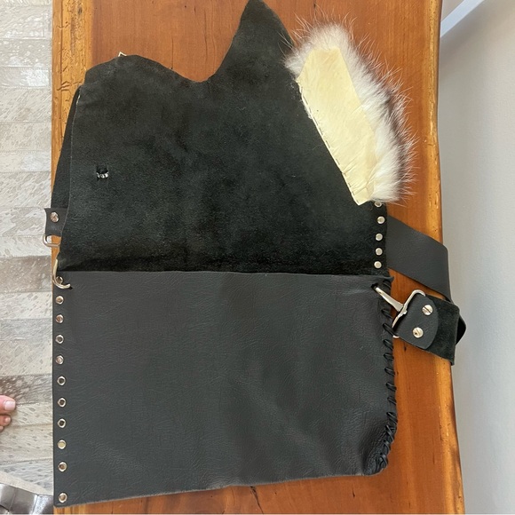 Rocker genuine leather fur purse crossbody bag custom artist design rivets studs - Picture 3 of 8